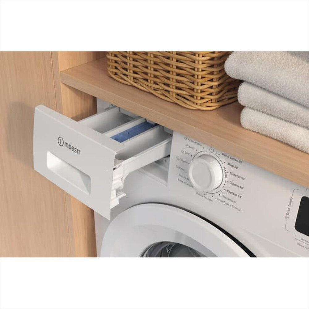 Lavatrice 7 KG Indesit Im 760 My Time It. prodotto nuovo senza imballo e con difetti estetici