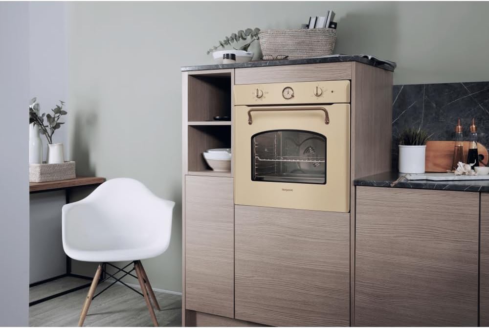 Forno HOTPOINT ARISTON bianco antico | Modello FIT 804 H OW HA. Prodotto nuovo senza imballo con possibili difetti estetici