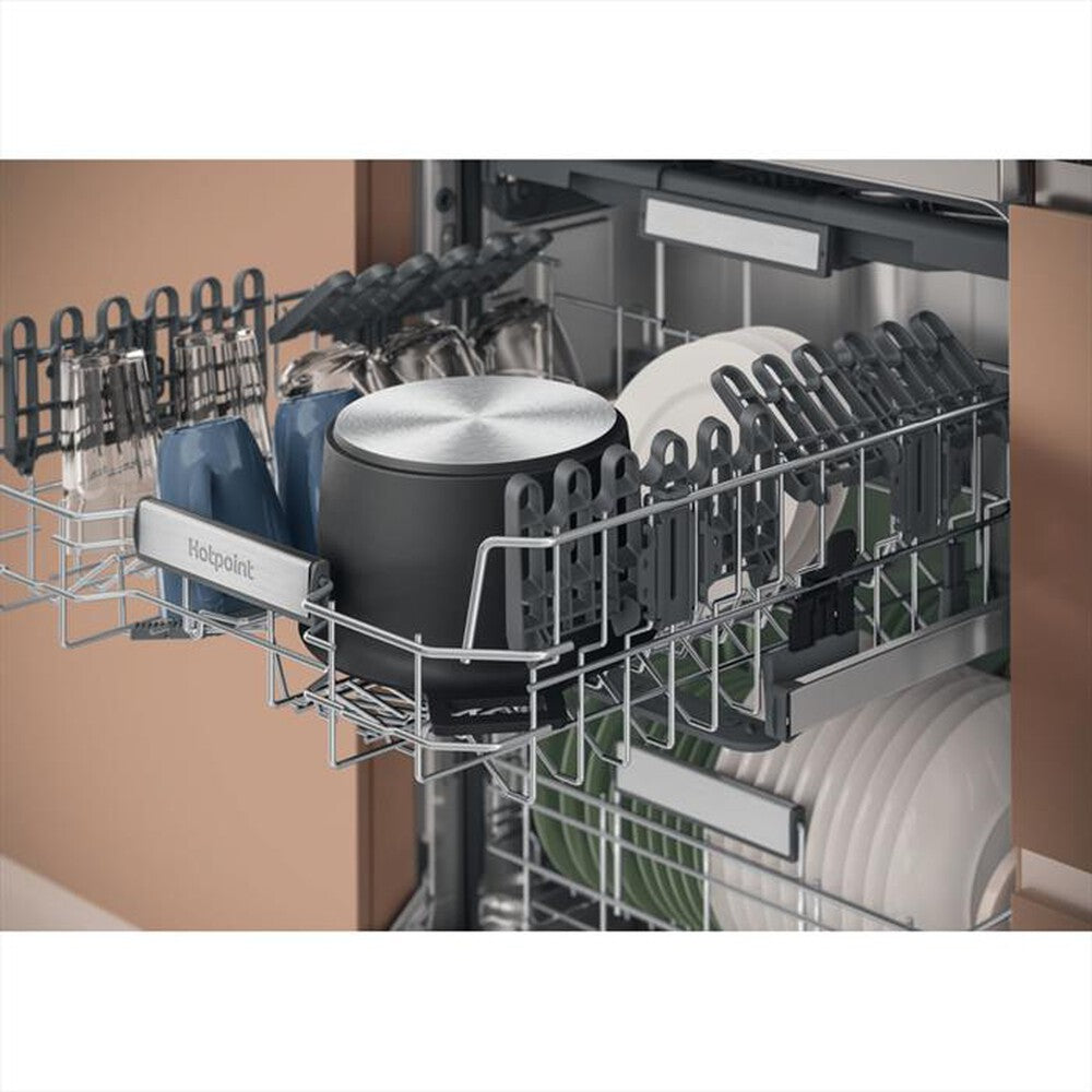 Lavastoviglie libera installazione  HOTPOINT ARISTON | Modello  H7F HS41 X. Prodotto nuovo senza imballo con possibili difetti estetici