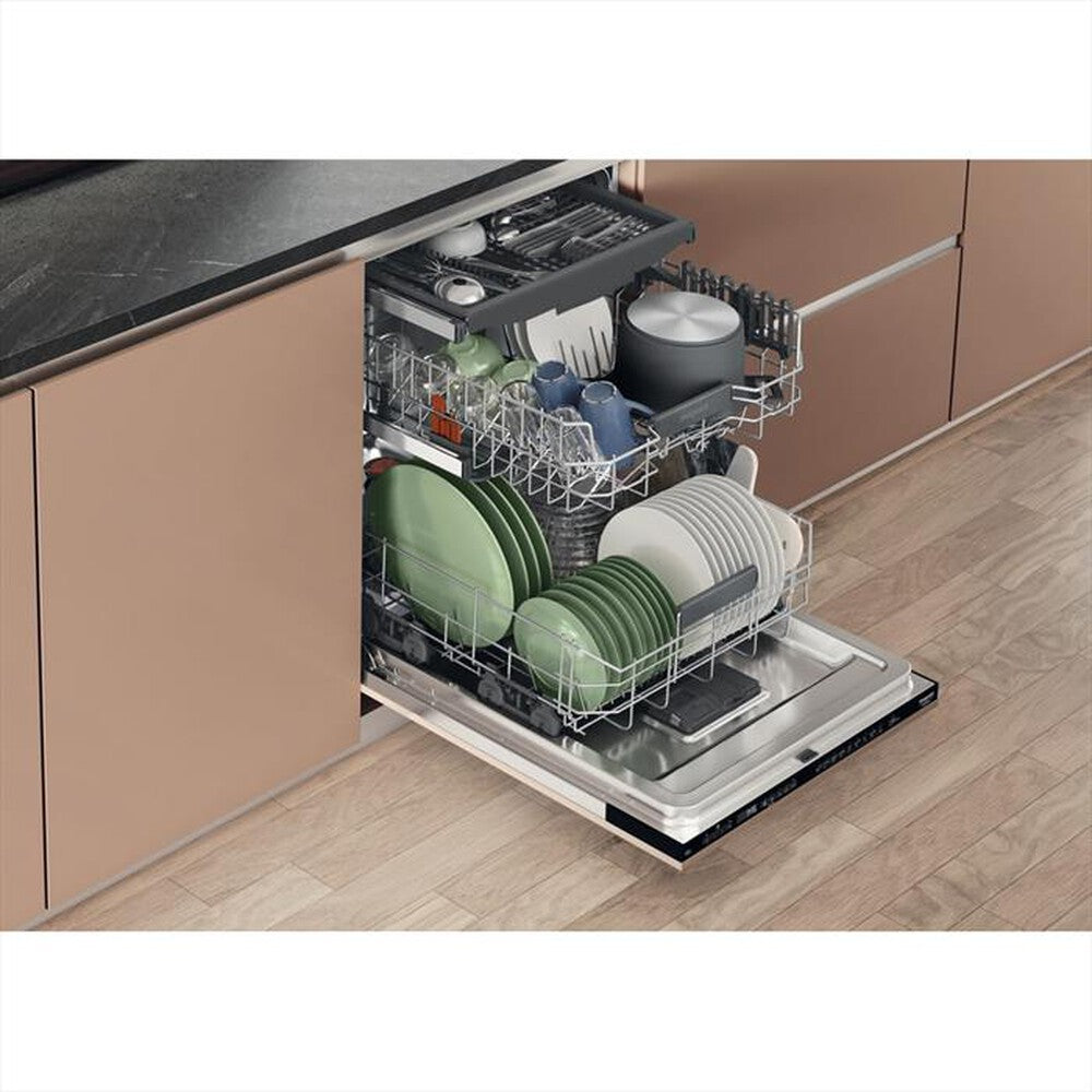 Lavastoviglie incasso 14 coperti  HOTPOINT ARISTON | modello  HA6IB16B2M6L0. Prodotto nuovo senza imballo con possibili difetti estetici