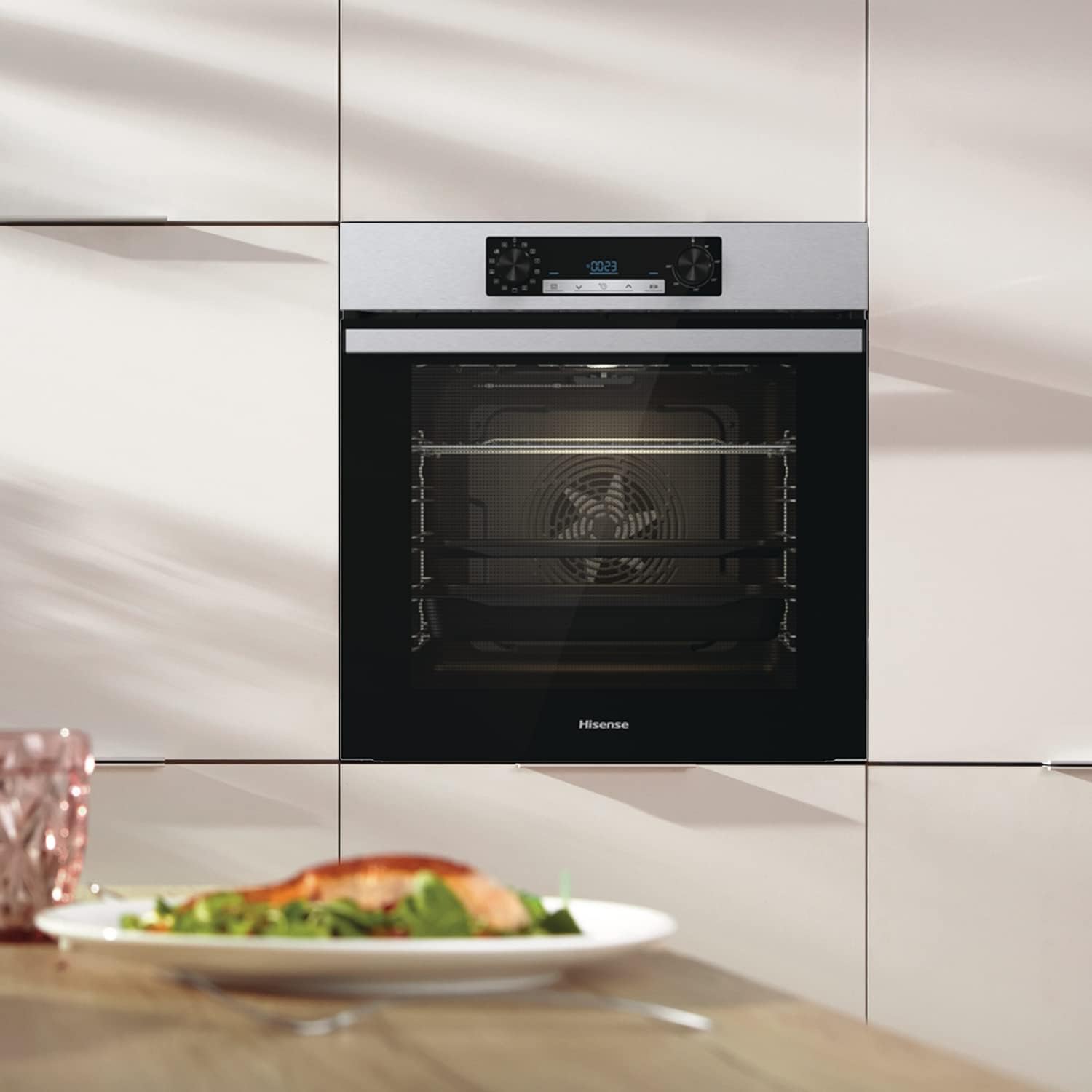 Forno HISENSE | Modello BSA65211CX. Prodotto nuovo con possibile difetto estetico